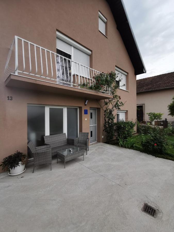 Apartman Hd Ðakovo Kültér fotó